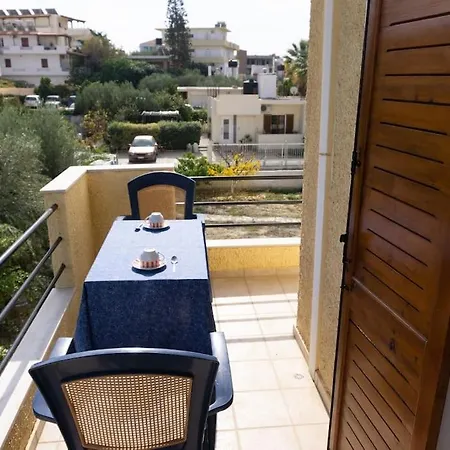 Bright Studio Near The Beach With Balcony #3 * Gazi